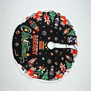 Christmas Tree Skirt – NWOT